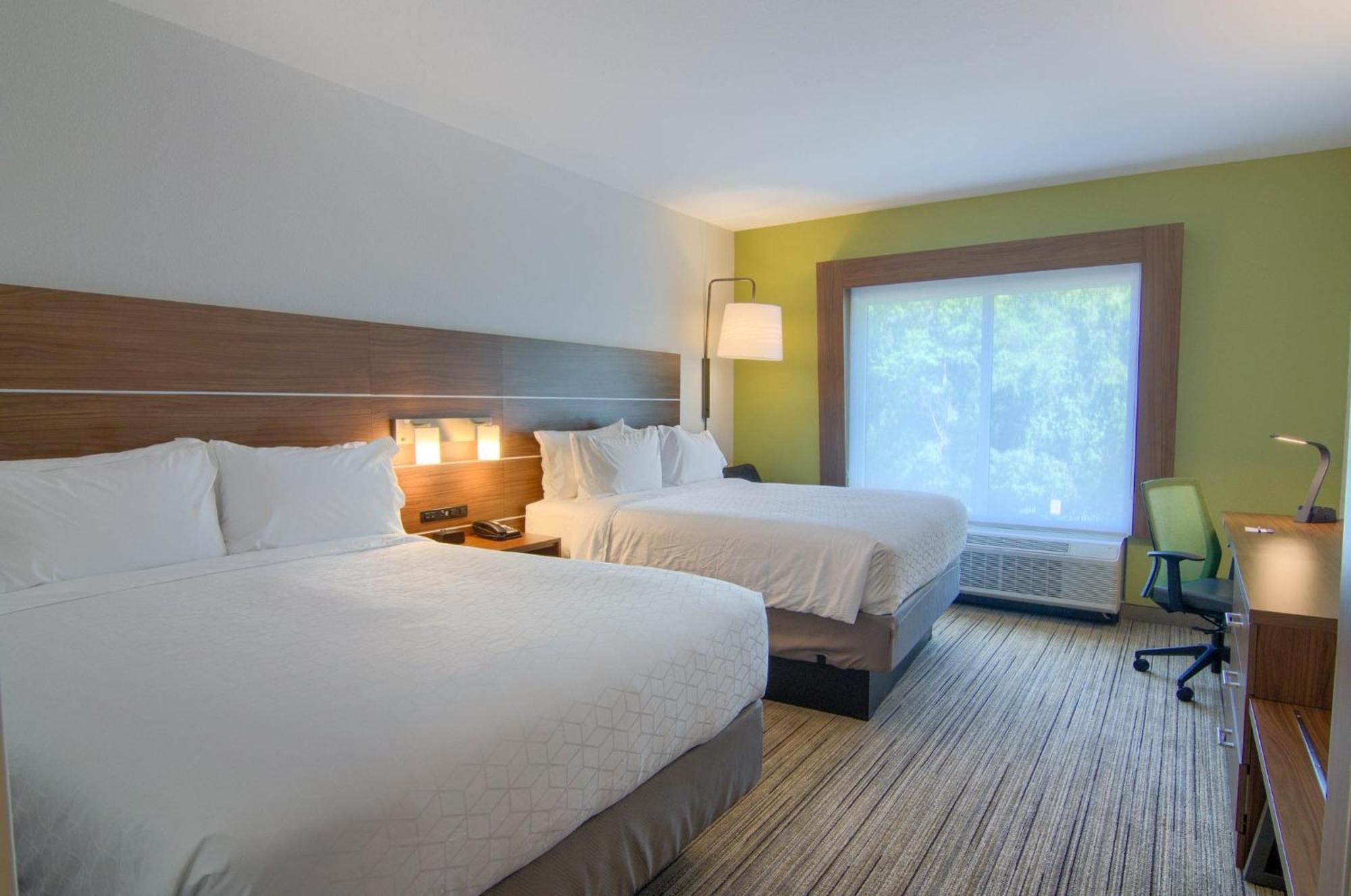 Holiday Inn Express & Suites Mobile - University Area By Ihg Exterior photo