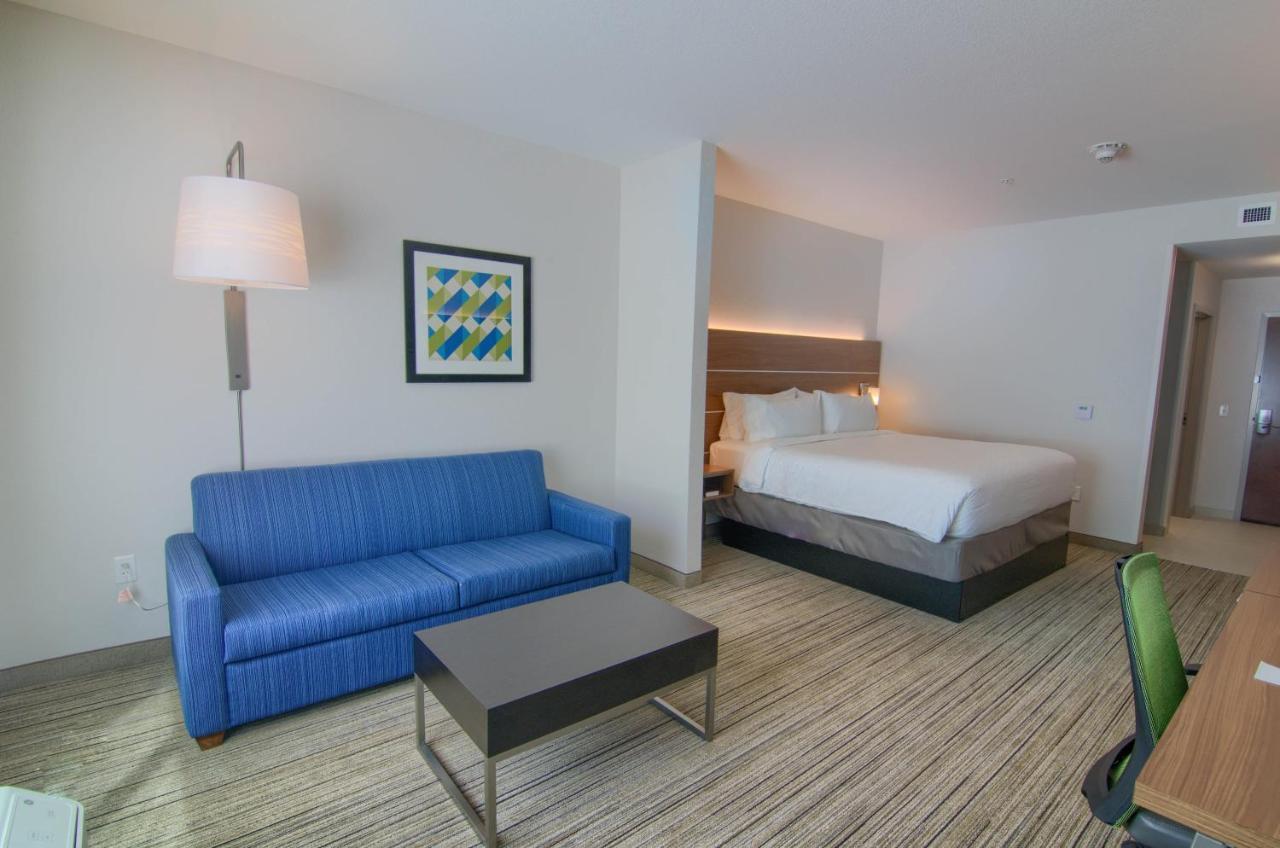 Holiday Inn Express & Suites Mobile - University Area By Ihg Exterior photo